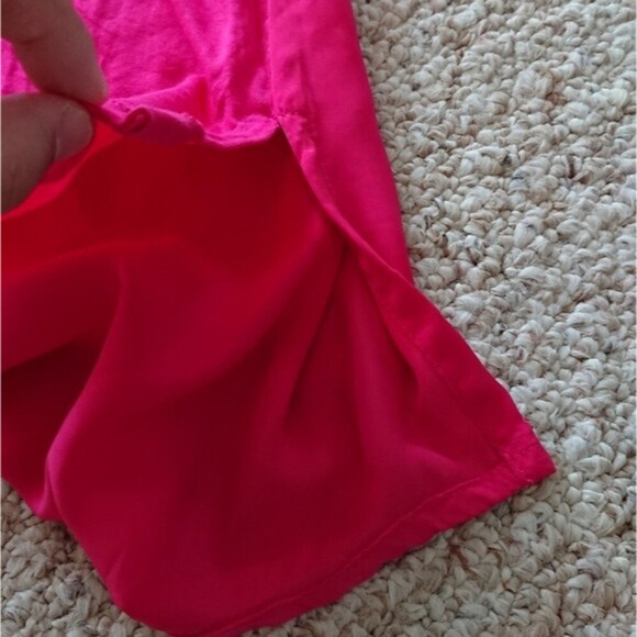 H&M Sleeveless High-Low Top with Front Pocket size 6 - Picture 10 of 11